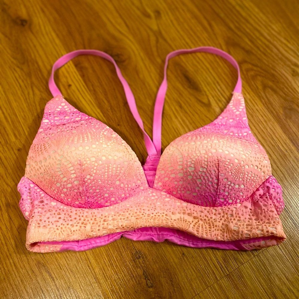 Body by Victoria Secret Bra